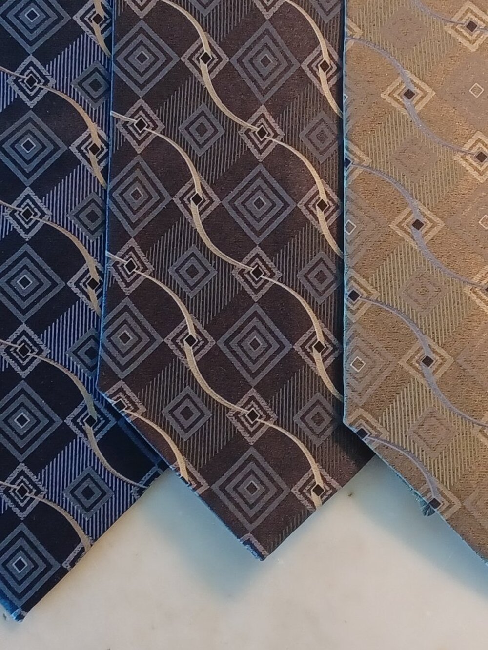 Stagg 100% Silk Men's Tie Set of 3 NWT Blue Black Tan Geometric Diamonds